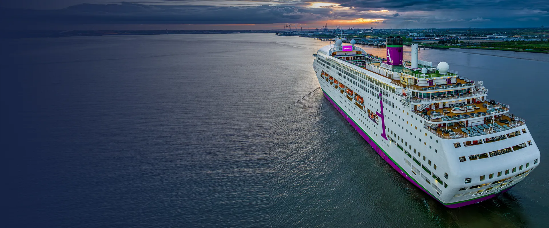 cruise banner